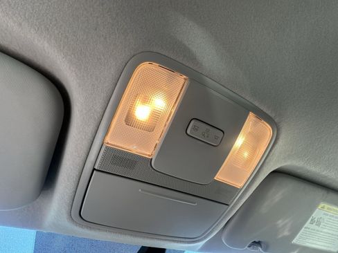 Certified 2024 Kia Forte LXS w/ LXS Technology Package image 16