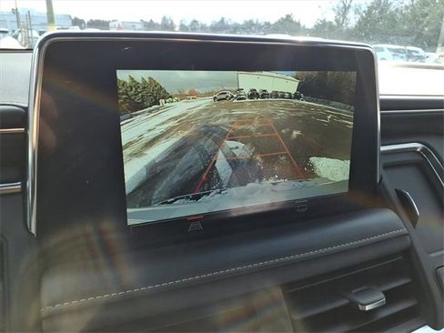 Used 2023 GMC Yukon XL SLT image 19