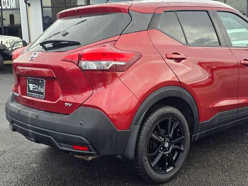 Used 2020 Nissan Kicks SV image 9