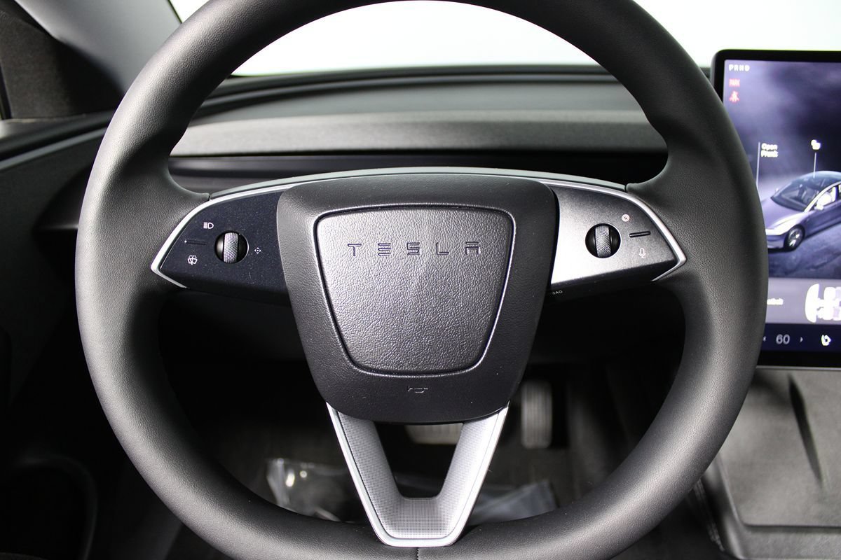 Used 2025 Tesla Model 3 Long Range RWD image 11