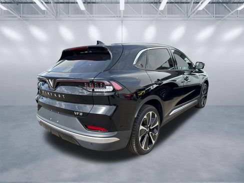 New 2025 VinFast VF 8 Plus AWD/4WD image 4