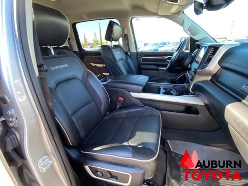 Used 2022 RAM 1500 Laramie AWD/4WD image 15