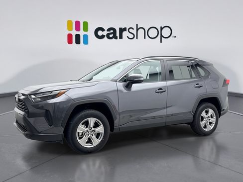 Used 2025 Toyota RAV4 XLE w/ Convenience Package AWD/4WD image 1