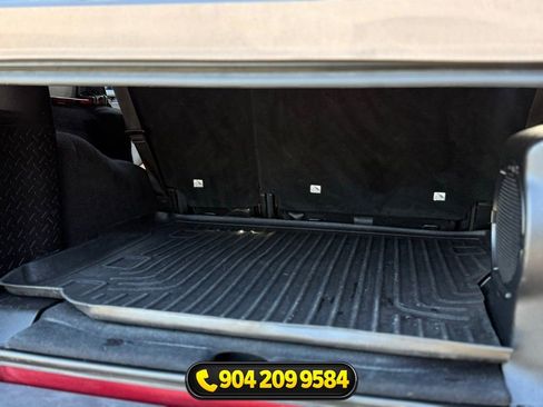 Used 2013 Jeep Wrangler Unlimited Rubicon w/ Connectivity Group AWD/4WD image 27