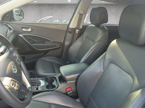 Used 2017 Hyundai Santa Fe Limited AWD/4WD image 19