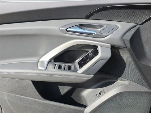 New 2025 Audi Q5 Premium image 18