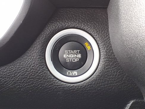 Certified 2023 RAM 1500 Tradesman w/ Night Edition image 18