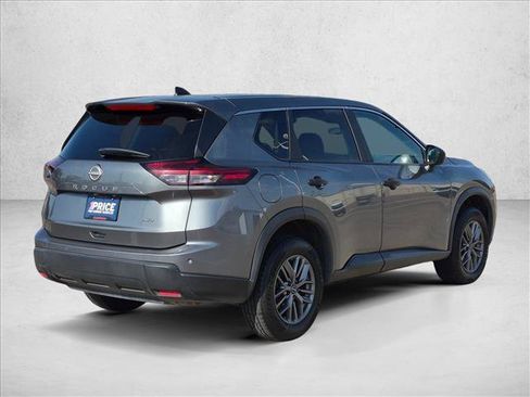 Used 2024 Nissan Rogue S AWD/4WD image 5