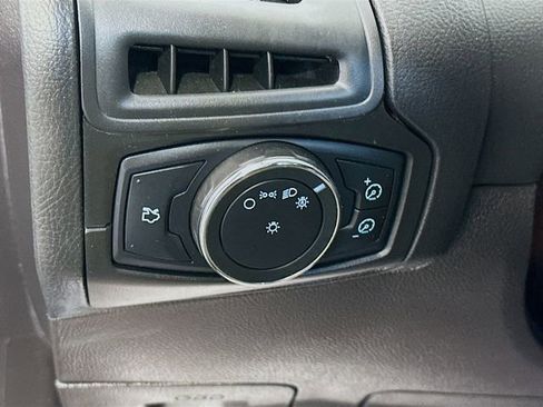 Used 2013 Ford Focus SE image 10