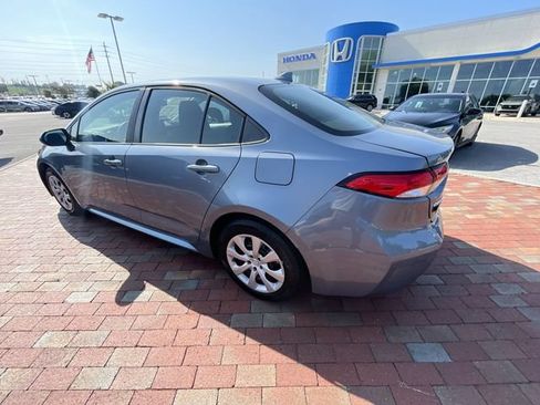 Used 2022 Toyota Corolla LE FWD image 29