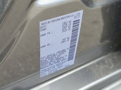 Used 2025 Nissan Altima 2.5 SR image 32