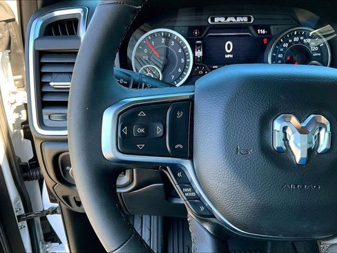 Used 2025 RAM 1500 Big Horn AWD/4WD image 14