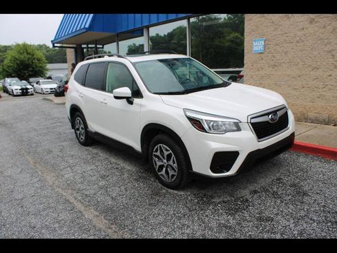 Used 2019 Subaru Forester Premium w/ All-Weather Package AWD/4WD image 1