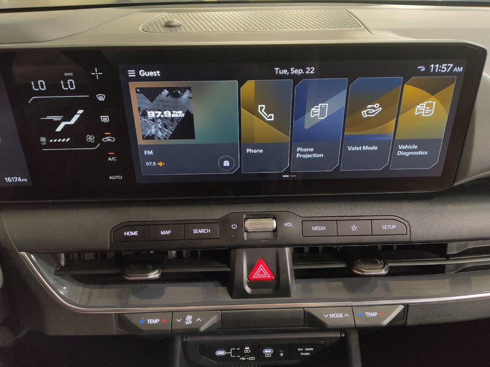 Used 2025 Kia K4 EX FWD image 25