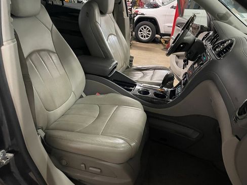 Used 2013 Buick Enclave Leather image 19