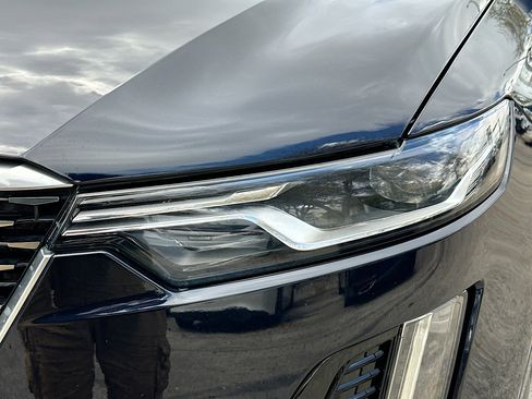 Used 2022 Cadillac XT6 Luxury image 32