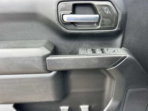Used 2022 Chevrolet Silverado 1500 Custom RWD image 28
