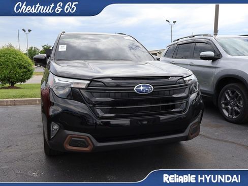 Used 2025 Subaru Forester Sport w/ Popular Package #1 AWD/4WD image 3