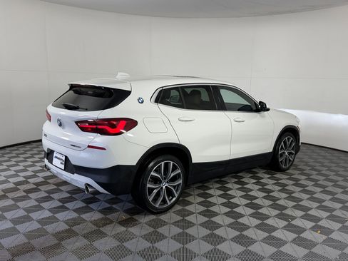 Used 2022 BMW X2 sDrive28i w/ Convenience Package image 9