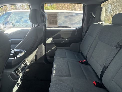 Used 2024 Ford F150 XLT w/ Equipment Group 302A MID image 9