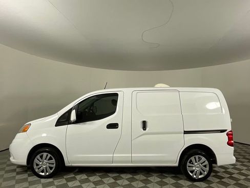 Used 2019 Nissan NV200 SV w/ Navigation Package FWD image 8