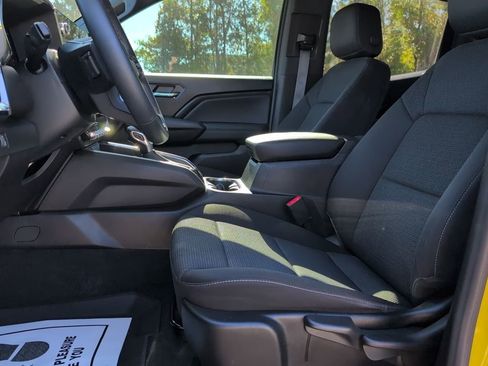 Used 2024 GMC Canyon Elevation w/ Convenience Package image 8