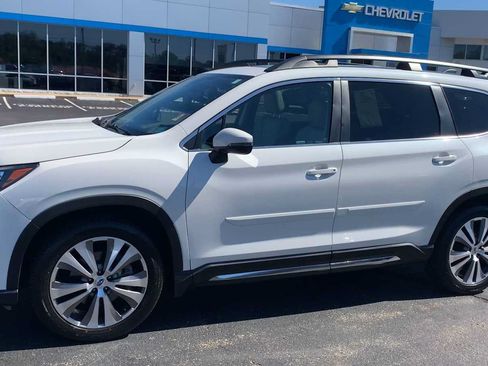 Used 2021 Subaru Ascent Limited w/ Technology Package AWD/4WD image 4