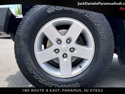 Used 2015 Jeep Wrangler Unlimited Sport w/ Quick Order Package 24S AWD/4WD image 8
