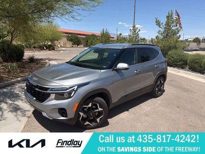 Used 2025 Kia Seltos EX