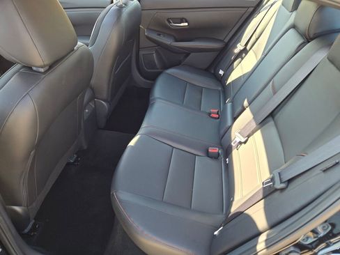 Used 2024 Nissan Sentra SR w/ SR Premium Package image 15