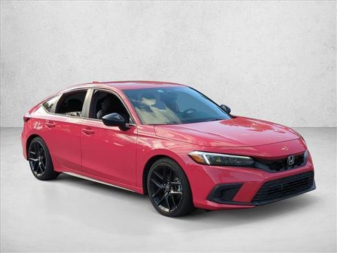 Used 2023 Honda Civic Sport image 3