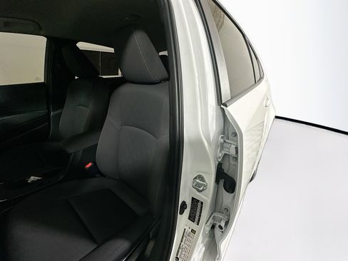 Used 2023 Toyota Corolla LE image 12