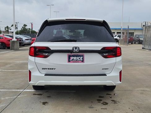 Used 2026 Honda Odyssey Sport-L image 6
