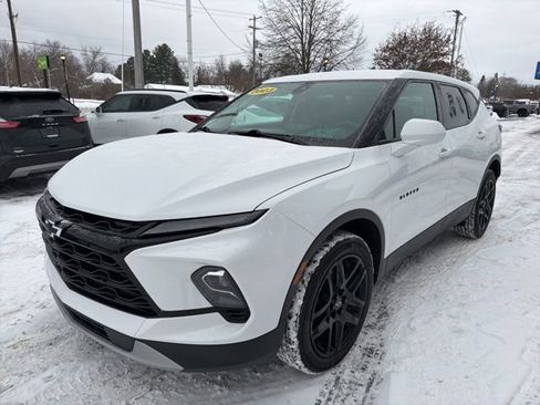 Certified 2023 Chevrolet Blazer LT w/ LPO, Black Grille Bar Package image 7
