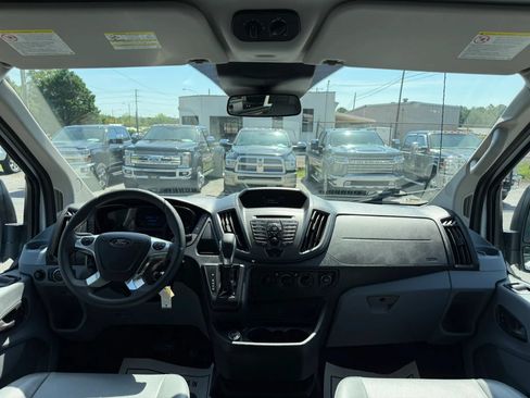 Used 2019 Ford Transit 150 XL RWD image 30