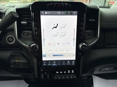 Used 2024 RAM 3500 Laramie w/ Night Edition image 35