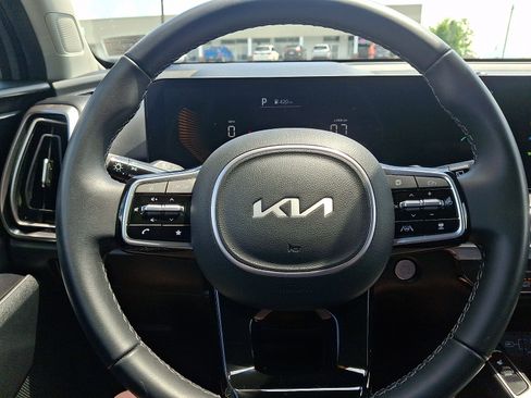 Used 2025 Kia Sorento S AWD/4WD image 20