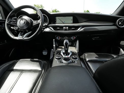 Used 2023 Alfa Romeo Stelvio Ti AWD/4WD image 46