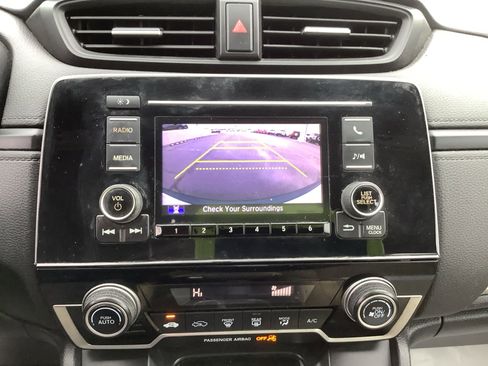 Used 2017 Honda CR-V LX image 17