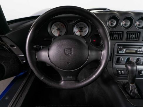 Used 1996 Dodge Viper GTS image 17
