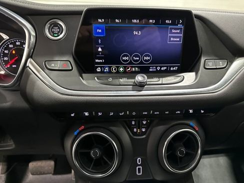 Used 2021 Chevrolet Blazer LT image 18