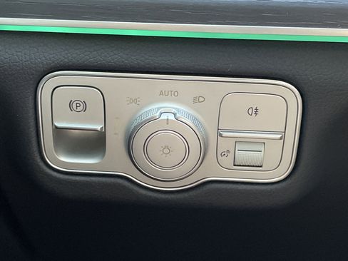 Certified 2023 Mercedes-Benz GLS 580 4MATIC image 25