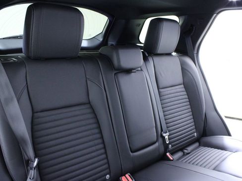 New 2026 Land Rover Discovery Sport Landmark image 11