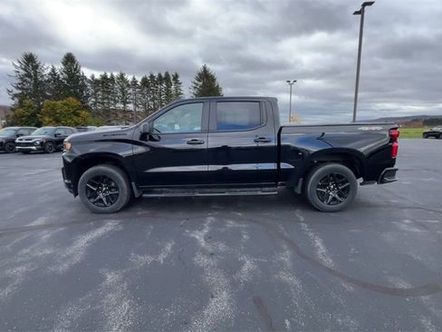 Certified 2022 Chevrolet Silverado 1500 Custom w/ LPO, Blackout Package image 5