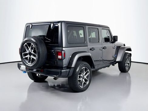 Used 2024 Jeep Wrangler Unlimited AWD/4WD image 5