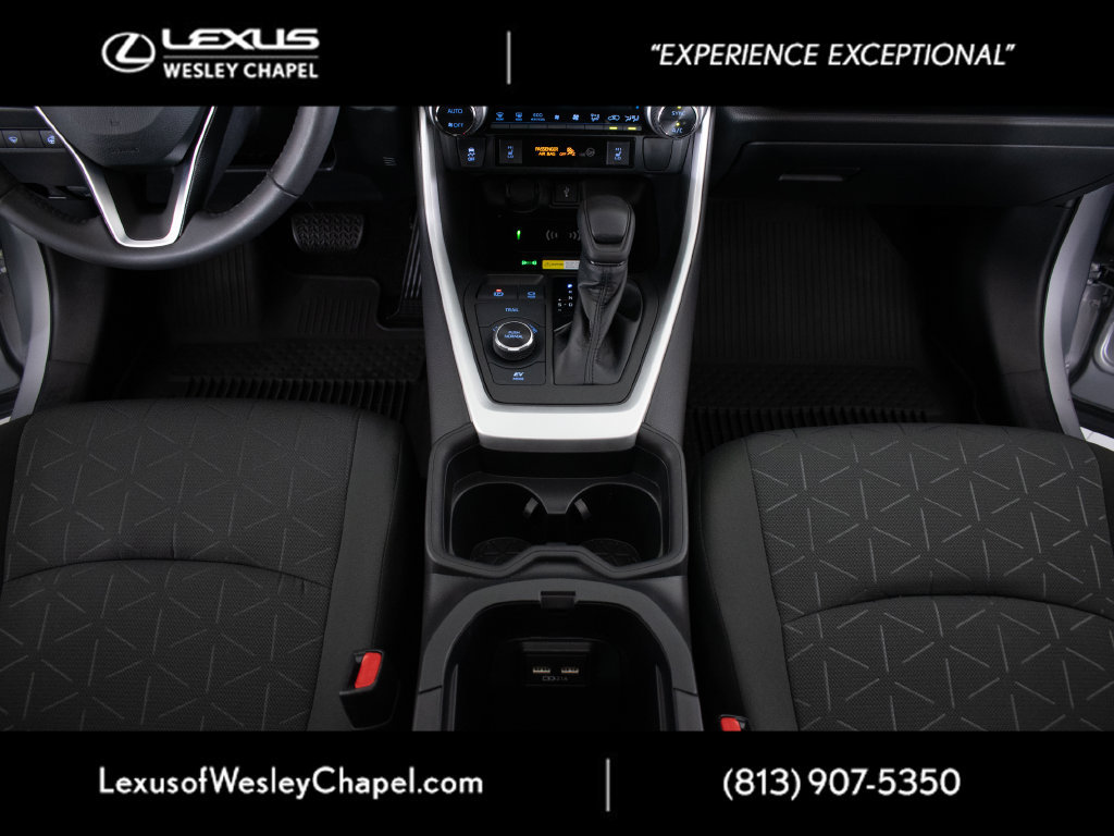Used 2021 Toyota RAV4 XLE w/ Convenience Package AWD/4WD image 19