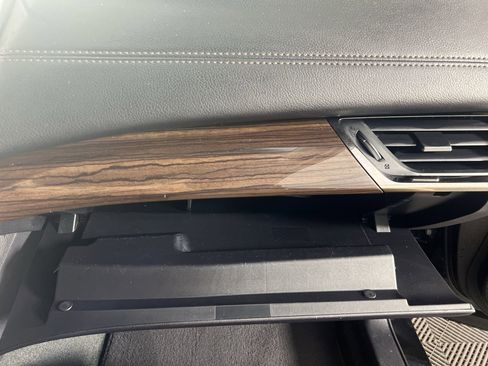 Used 2013 Toyota Avalon XLE Touring image 38