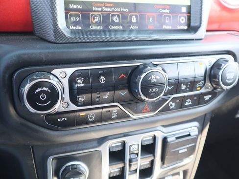 Used 2020 Jeep Gladiator Rubicon image 27