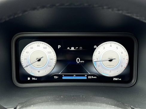 Used 2022 Hyundai Kona Limited AWD/4WD image 28