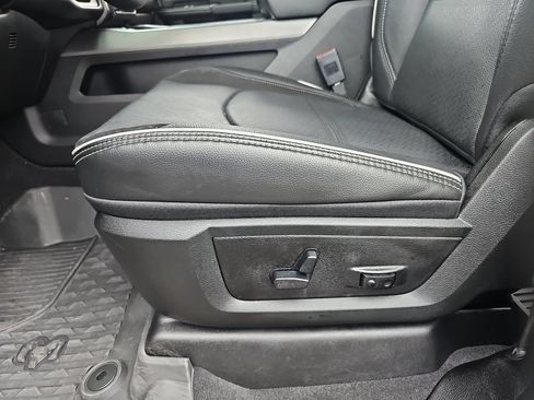 Used 2026 RAM 2500 Laramie w/ Night Edition AWD/4WD image 18